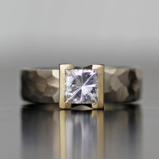 Stunning Gold Ring for Daily Wear