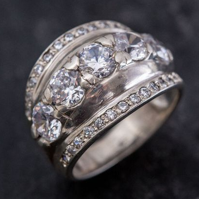 Romantic Silver Ring for Special Moments