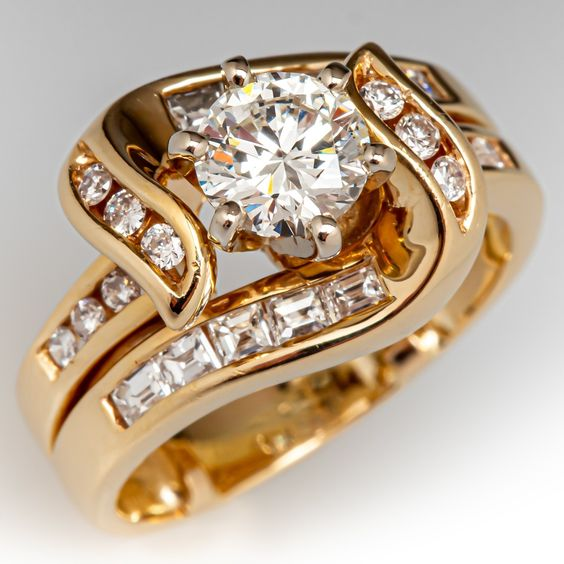 Beautiful Gold Ring with Unique Style