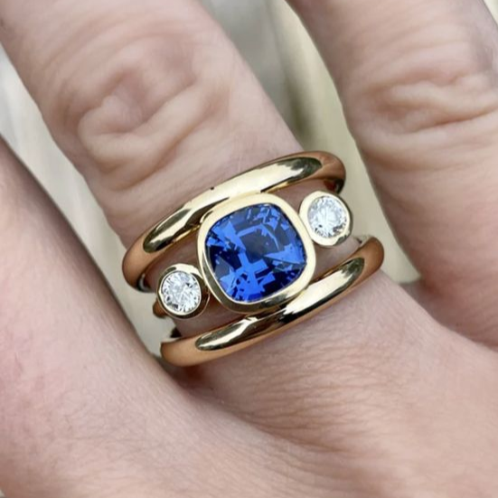 Stunning Gold Ring for Daily Wear