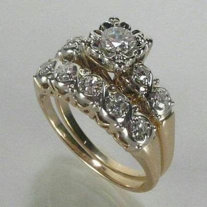 Beautiful Gold Ring with Unique Style