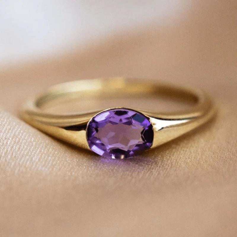 Romantic Gold Ring for Special Moments