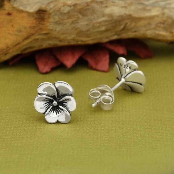 Vintage Handmade Silver Earring