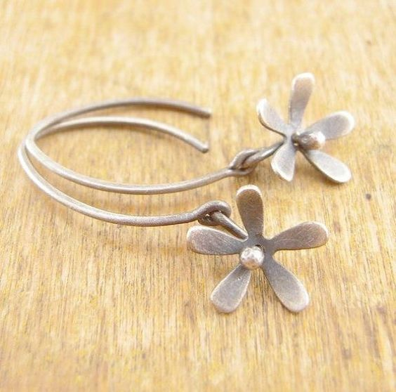 Elegant Silver Earring for Every Occasion