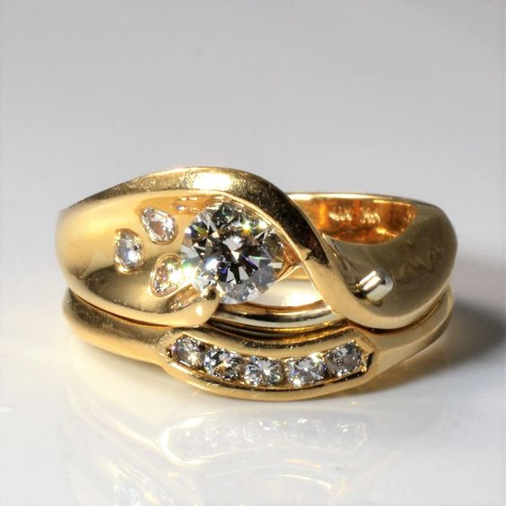 Beautiful Gold Ring with Unique Style