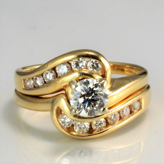 Charming Gold Ring for Any Occasion