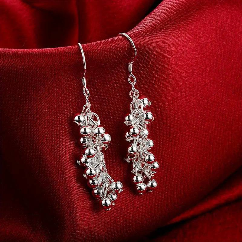 Beautiful Silver Earring with Unique Style