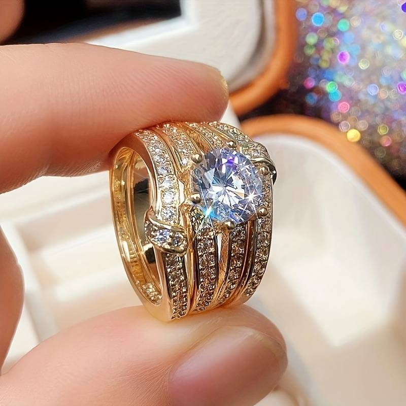 Classic Gold Ring with Timeless Appeal