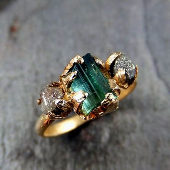 Romantic Gold Ring for Special Moments