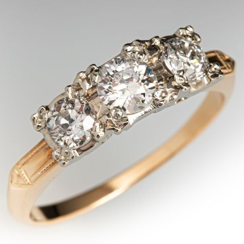 Romantic Gold Ring for Special Moments