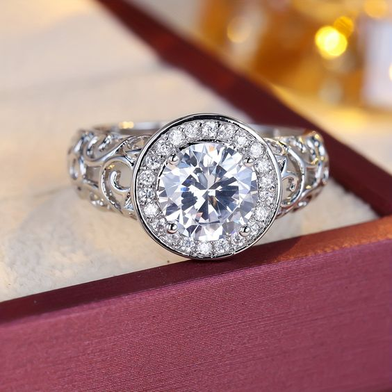 Beautiful Silver Ring with Unique Style
