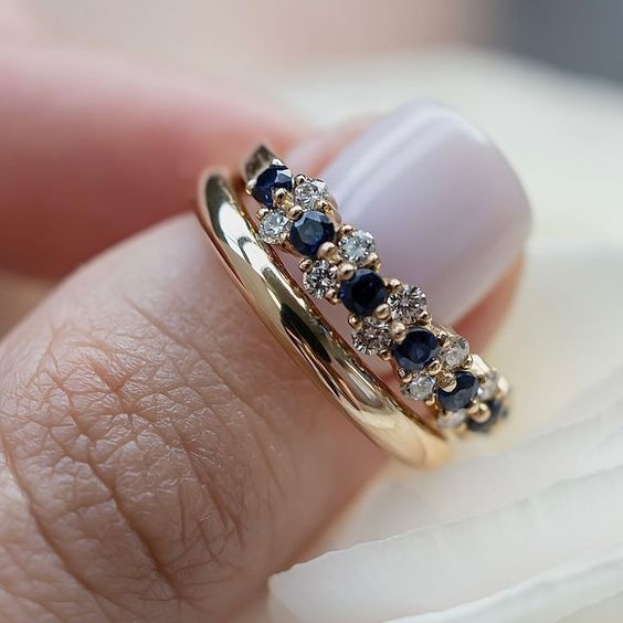 Charming Gold Ring for Any Occasion