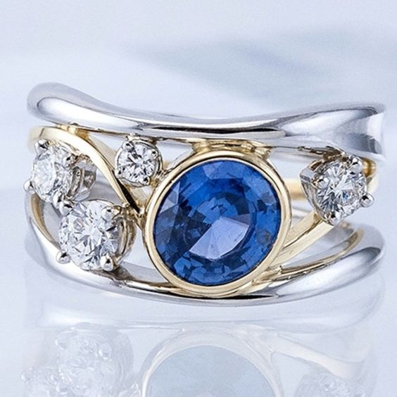 Charming Gold Ring for Any Occasion