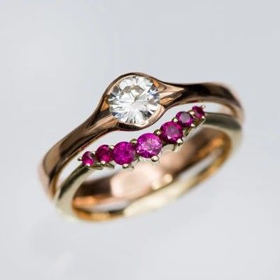 Romantic Gold Ring for Special Moments