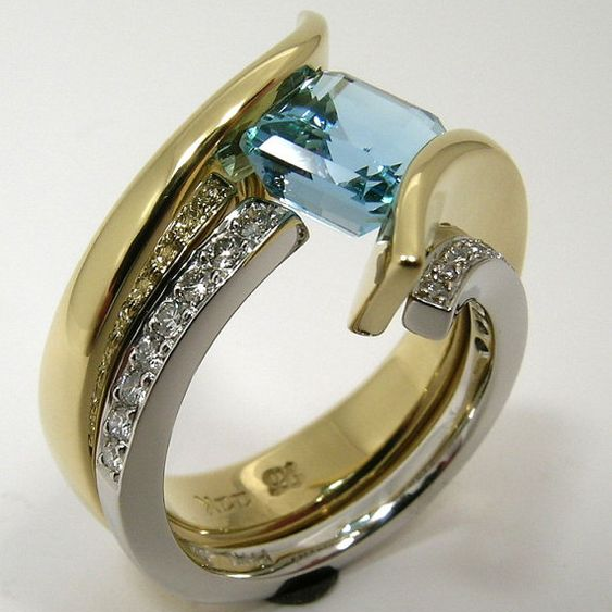 Romantic Gold Ring for Special Moments