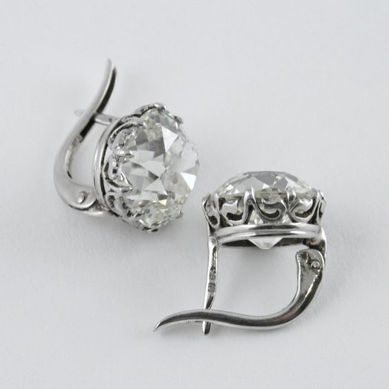 Delicate Artisan Silver Earring