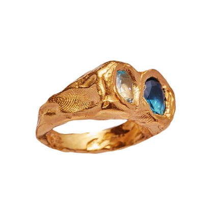 Classic Gold Ring with Timeless Appeal