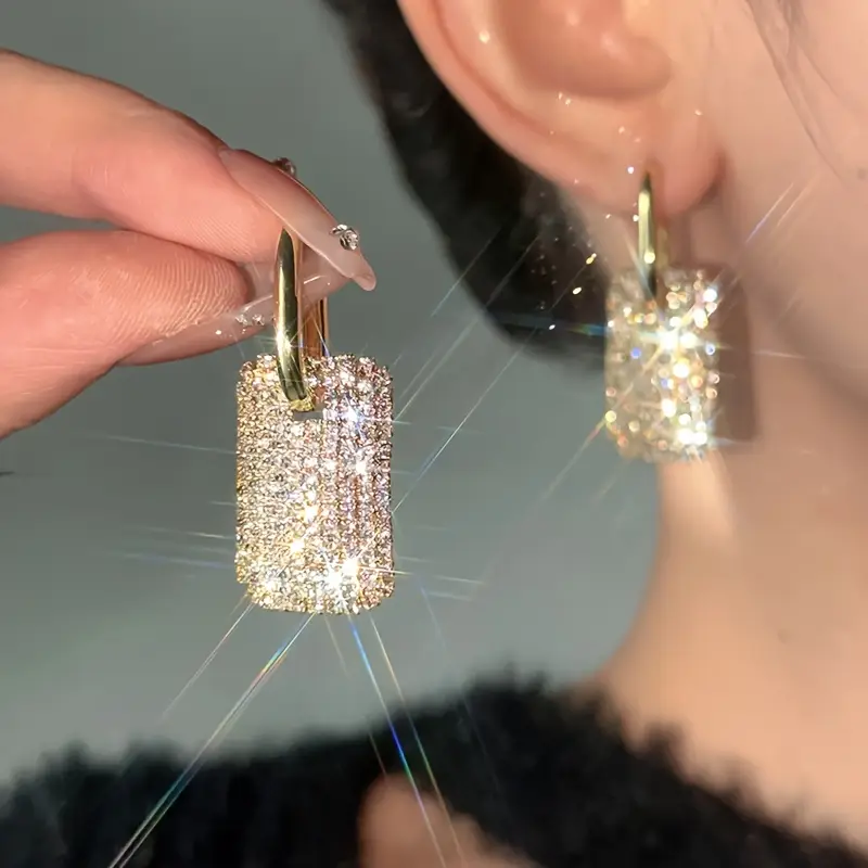 Stunning Earring for Daily Wear