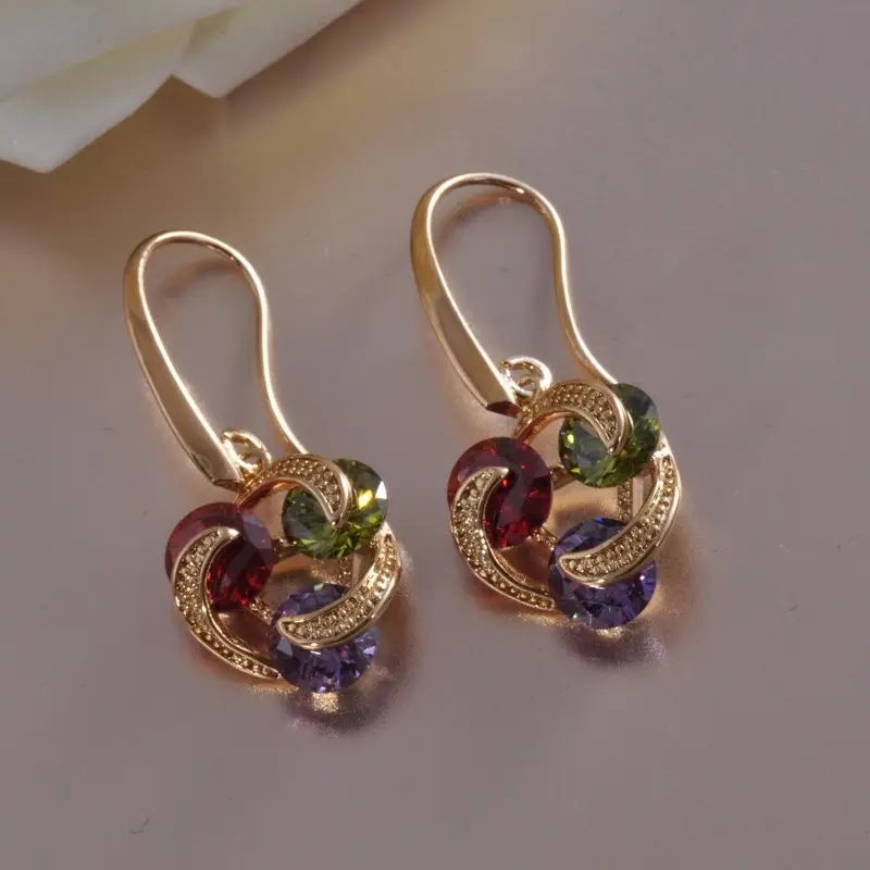 Romantic Gold Earring for Special Moments