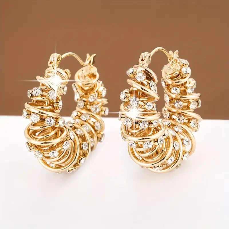 Stunning Gold Earring for Daily Wear