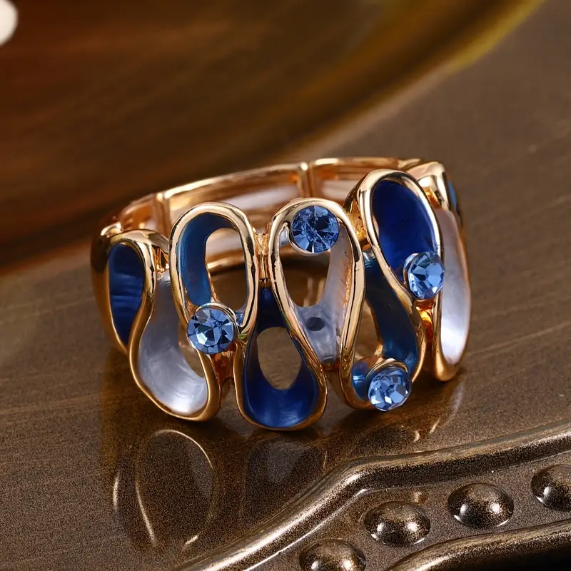 Beautiful Gold Ring with Unique Style