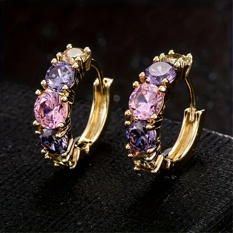 Stunning Gold Earring for Daily Wear