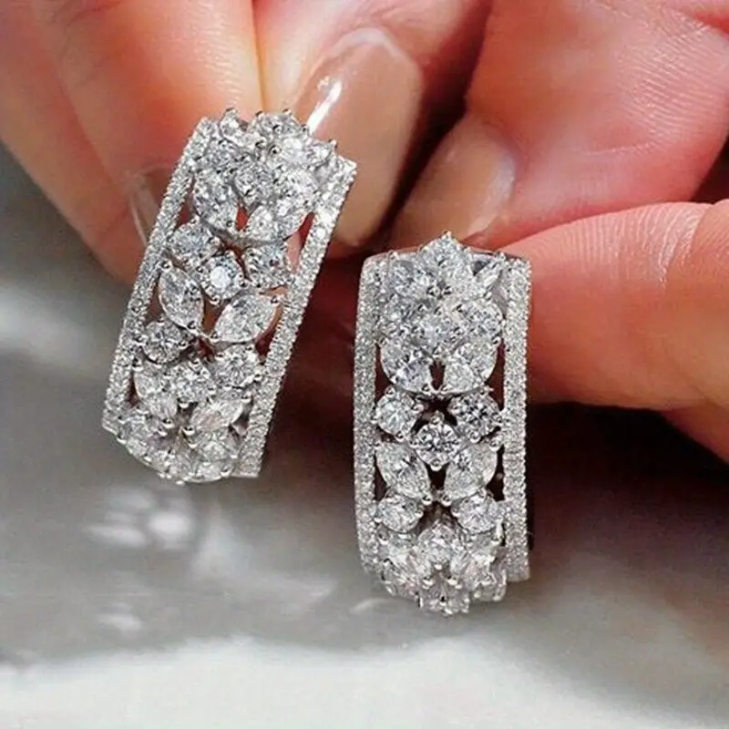 Romantic Silver Earring for Special Moments