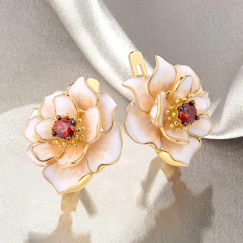 Stunning Earring for Daily Wear