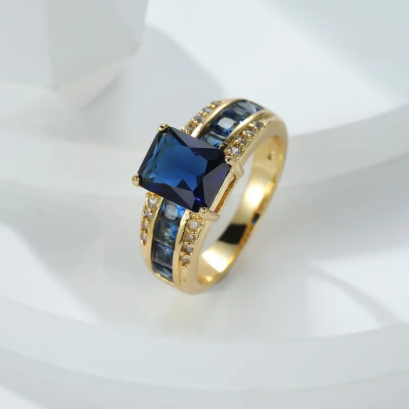 Romantic Gold Ring for Special Moments
