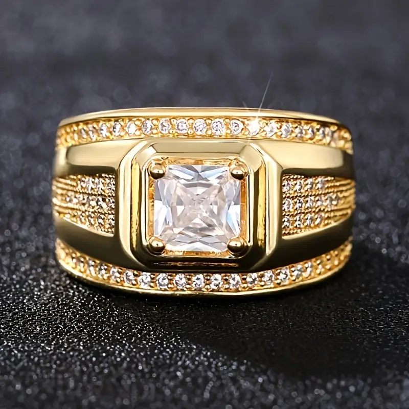 Classic Gold Ring with Timeless Appeal
