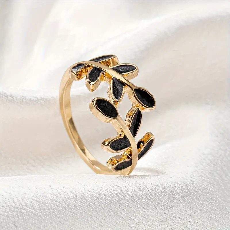 Beautiful Gold Ring with Unique Style