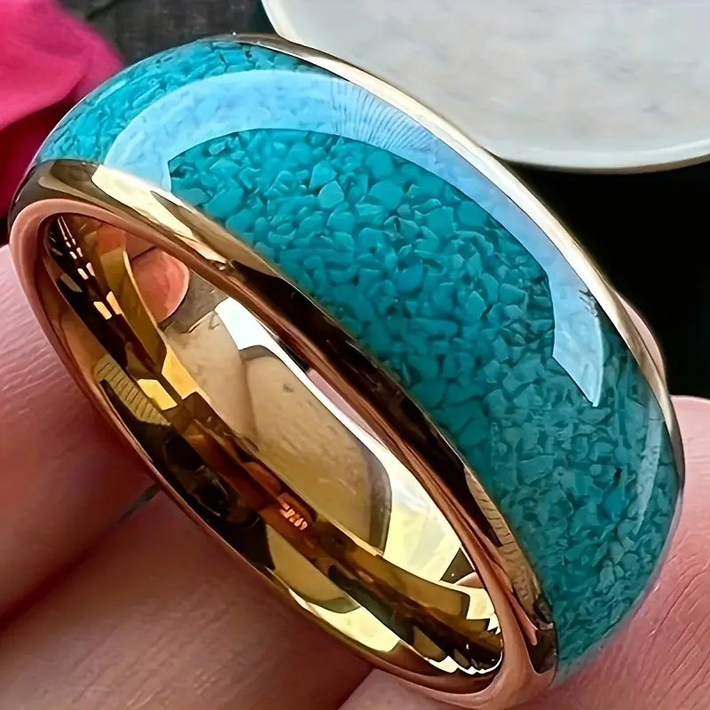 Classic Gold Ring with Timeless Appeal