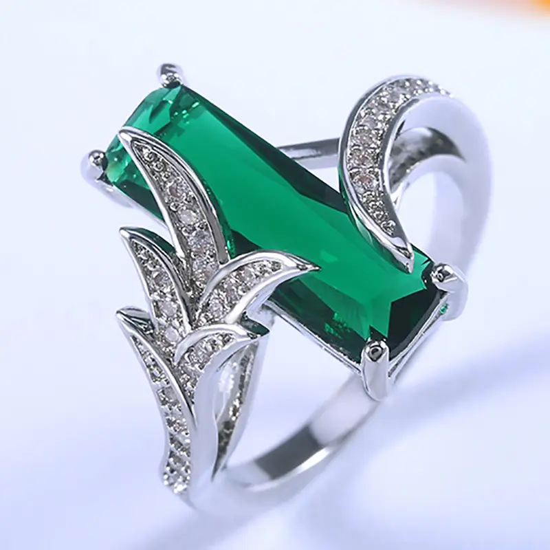 Elegant Silver Ring for Every Occasion