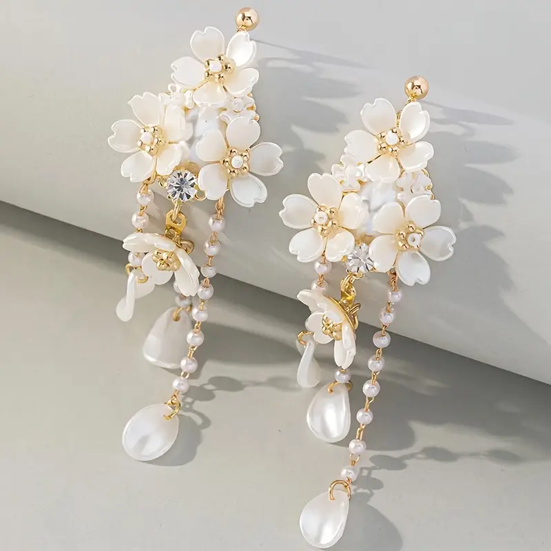 Stunning Pearl Earring for Daily Wear