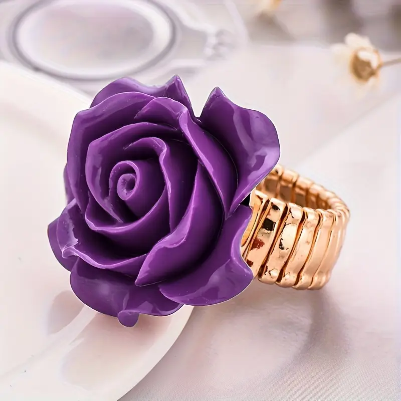 Beautiful Gold Ring with Unique Style