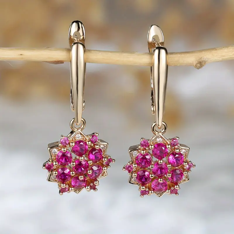 Stunning Gold Earring for Daily Wear