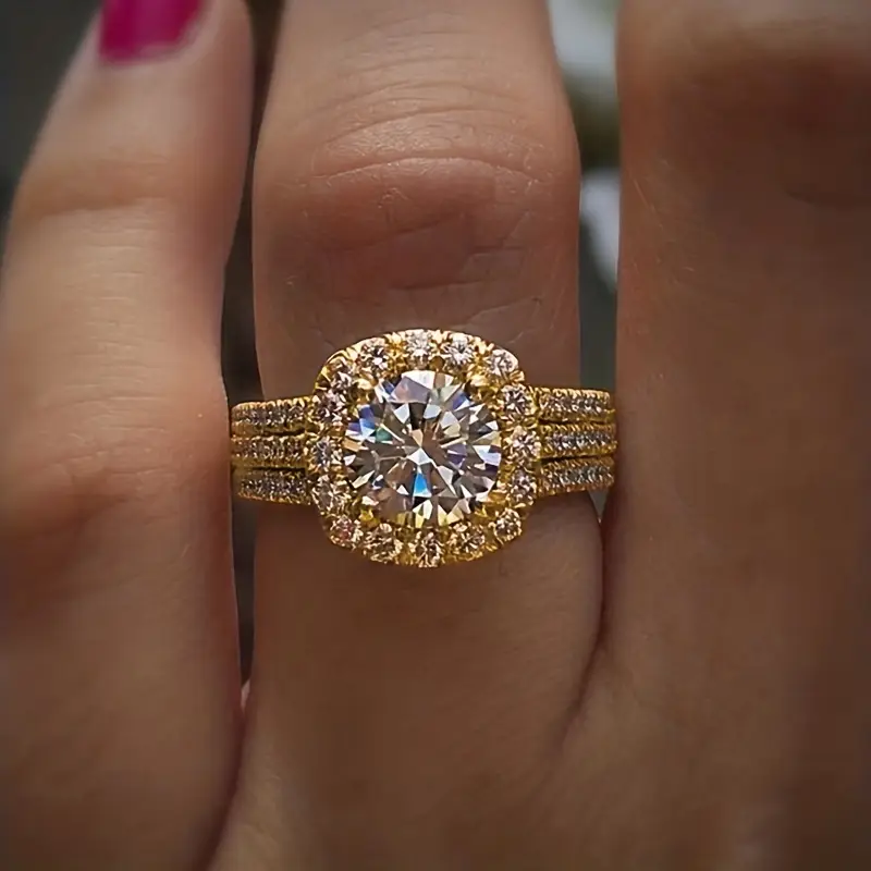 Romantic Gold Ring for Special Moments