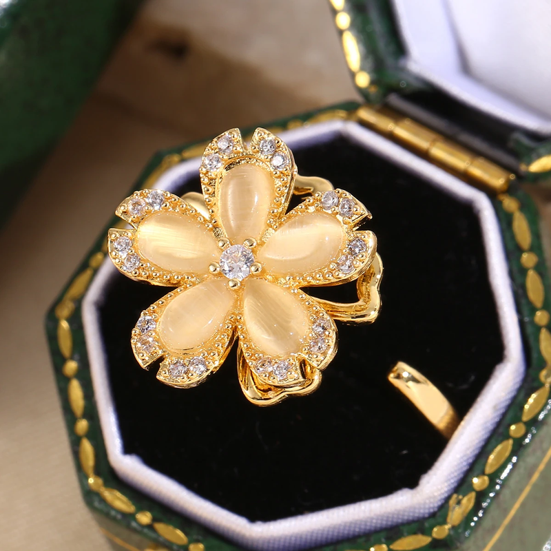 Romantic Gold Ring for Special Moments