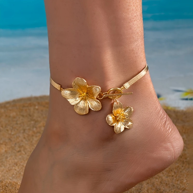 Beautiful Gold Bracelet with Unique Style