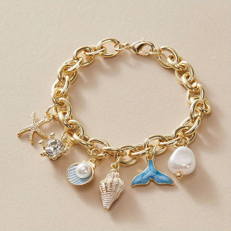 Charming Gold Bracelet for Any Occasion