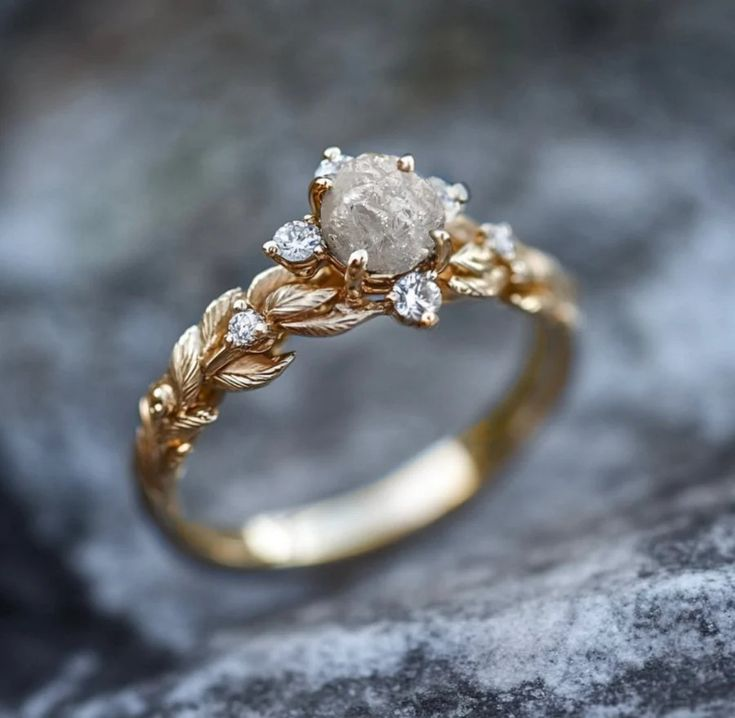 Elegant Gold Ring for Every Occasion