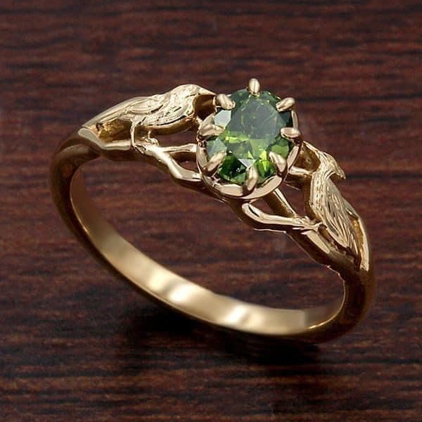 Classic Gold Ring with Timeless Appeal