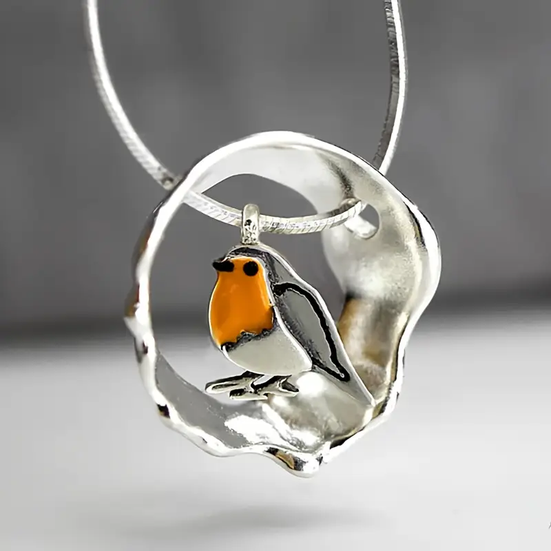 Stunning Silver Necklace for Daily Wear