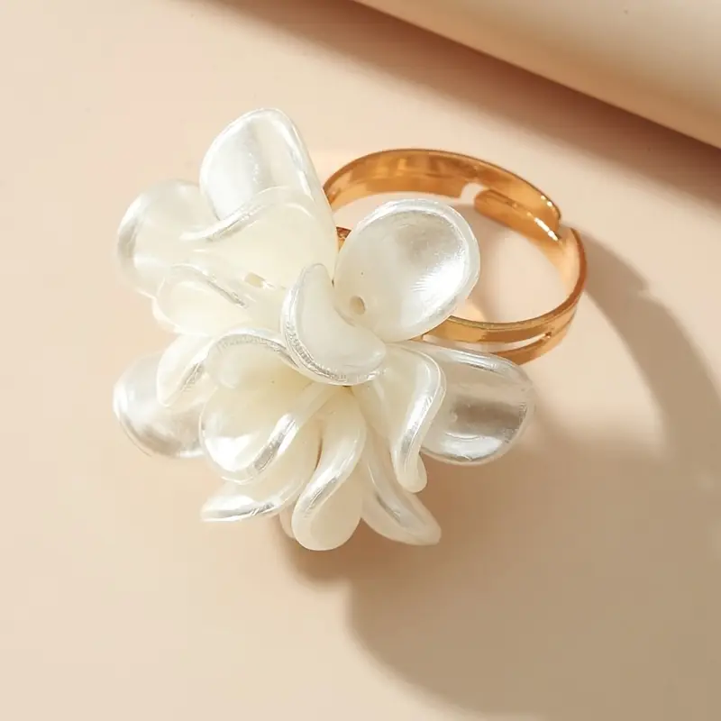 Beautiful Gold Ring with Unique Style