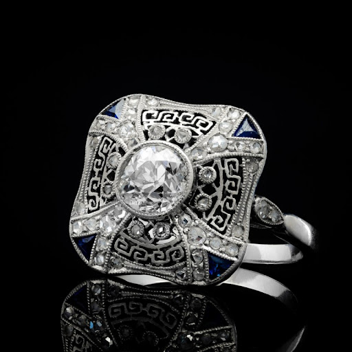 Beautiful Silver Ring with Unique Style