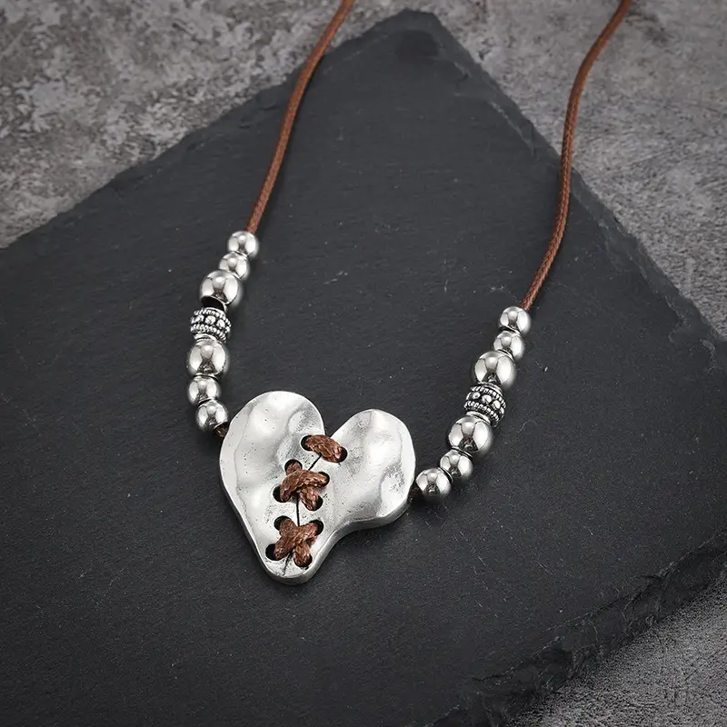Beautiful Silver Necklace with Unique Style