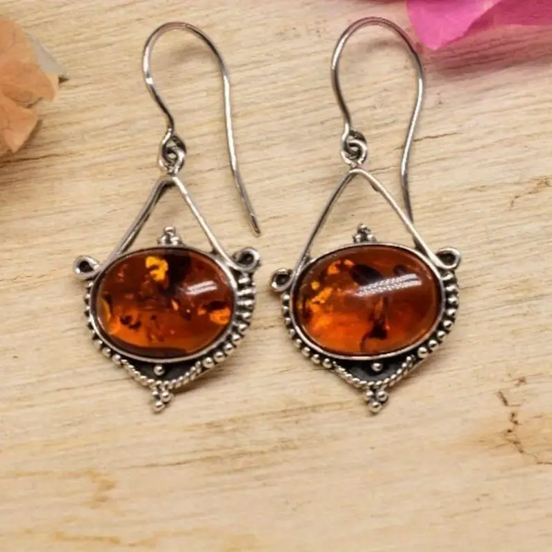 Elegant Silver Earring for Every Occasion