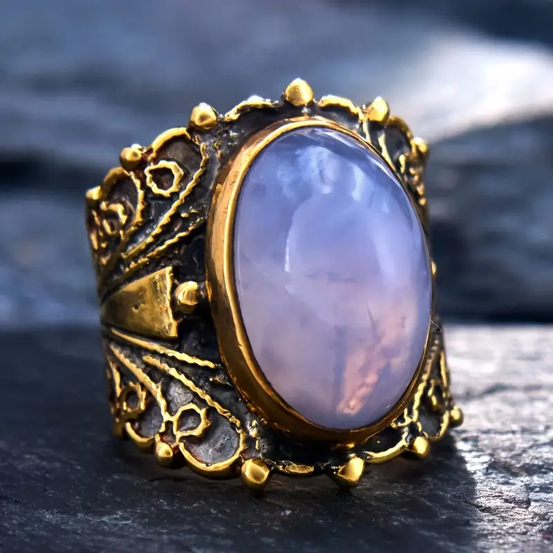 Stunning Gold Ring for Daily Wear