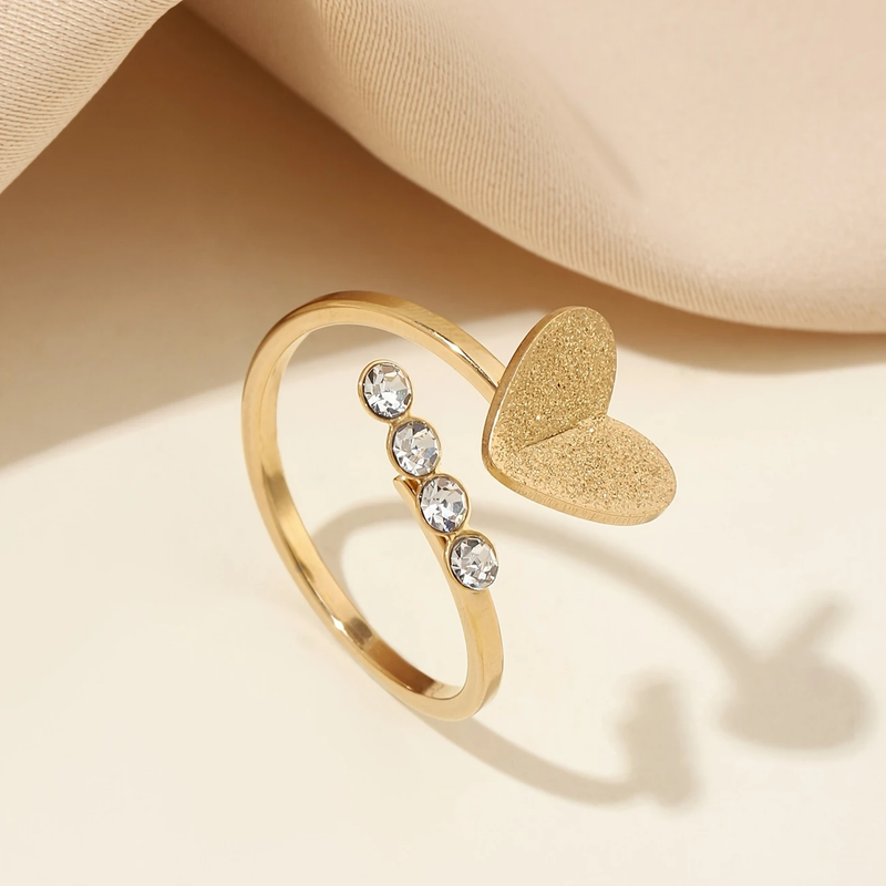 Elegant Gold Ring for Every Occasion