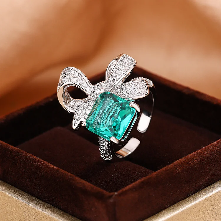 Charming Silver Ring for Any Occasion